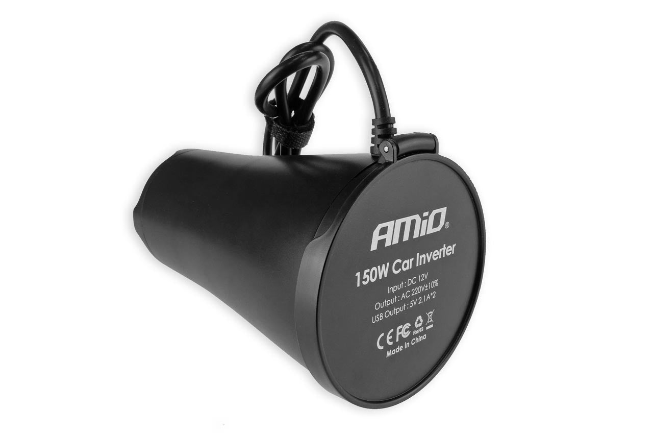 Spændingsomformer med 230V stikkontakt og USB-porte