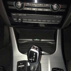 BMW X3 / X4 2014-2017 langaton puhelinlaturi 10 W pikalatauksella 