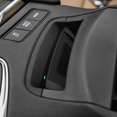 Cadillac 2020-2021 langaton mobiililaturi 10 W pikalatauksella 