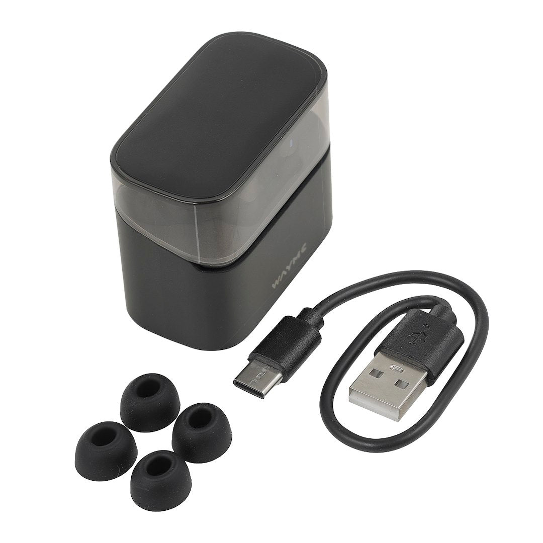 In-ear-kuulokkeet latauskotelolla ja USB-C-latauksella