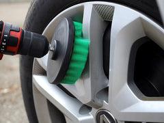 19-osainen autonhoitosarja puhdistukseen ja detailingiin