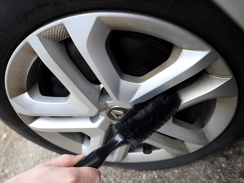 CARMOTION detailing-välineet kätevästi samassa sarjassa